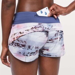 Lululemon Speed Up Short *2.5" in Sunrise Silhouette Multi / Gatsby Blue Size 12